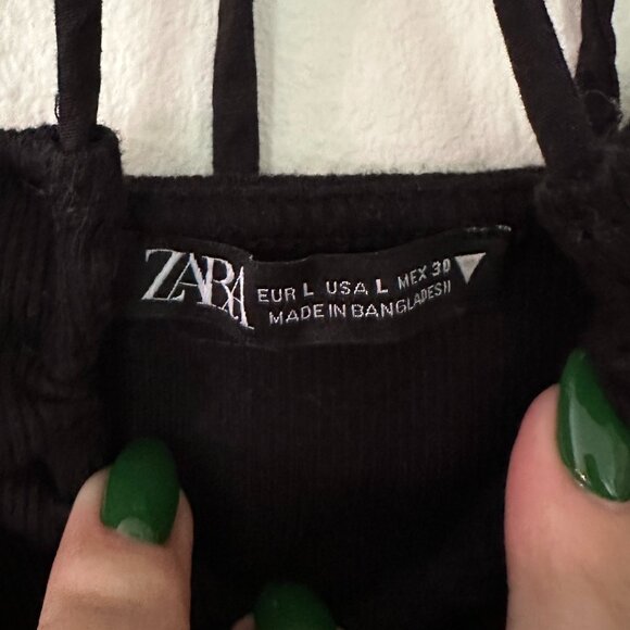 Puff-Sleeved Bodysuit - Picture 4 of 5